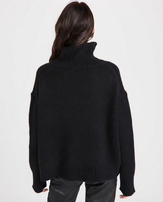Oversize Strikket Rullekravesweater
