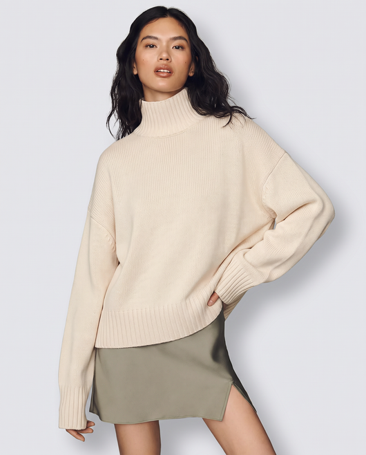 Oversize Strikket Rullekravesweater