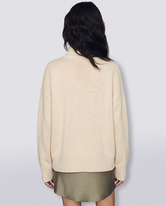Oversize Strikket Rullekravesweater